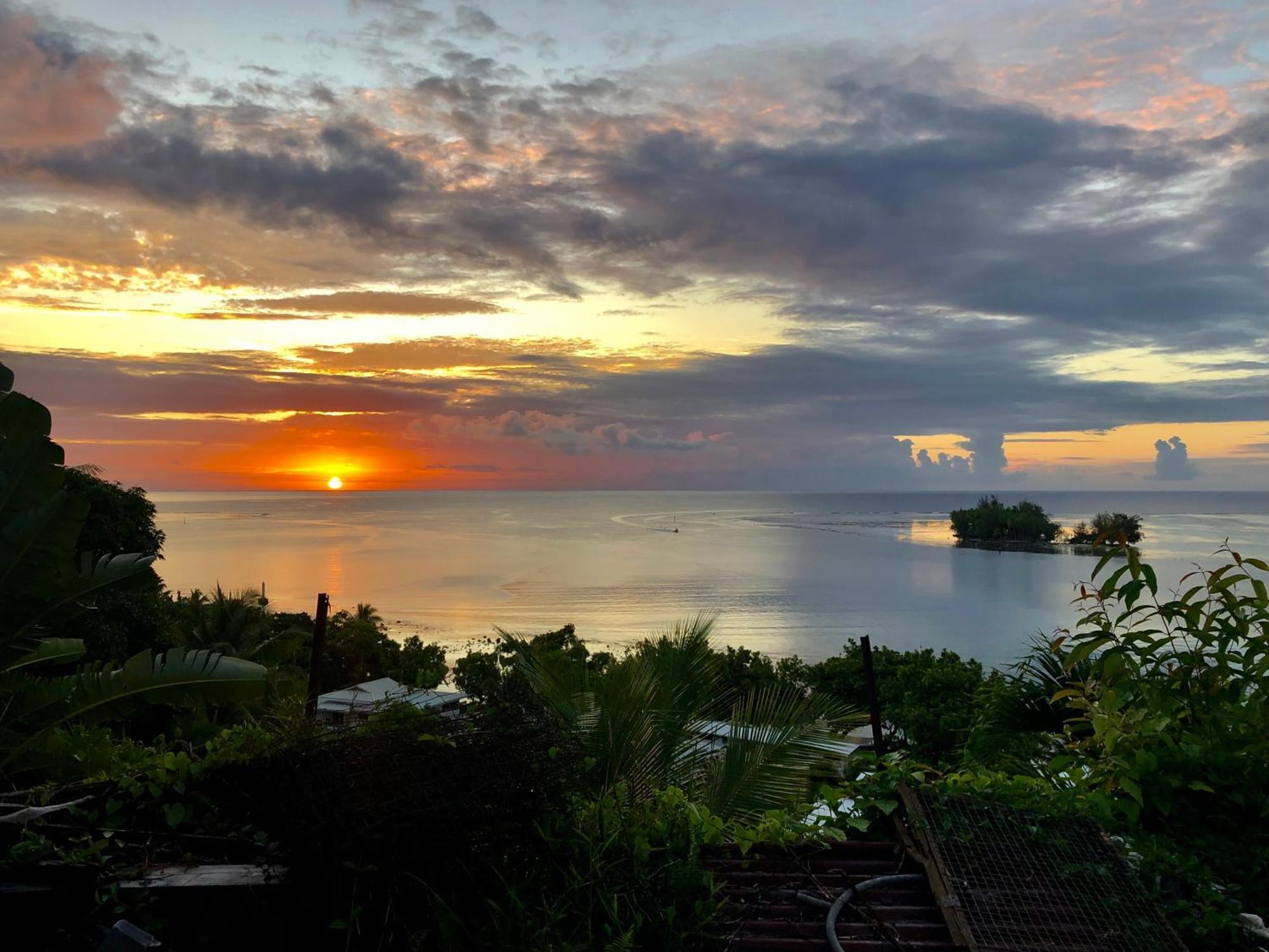 Fare Mirimiri Villa Uturoa Buitenkant foto